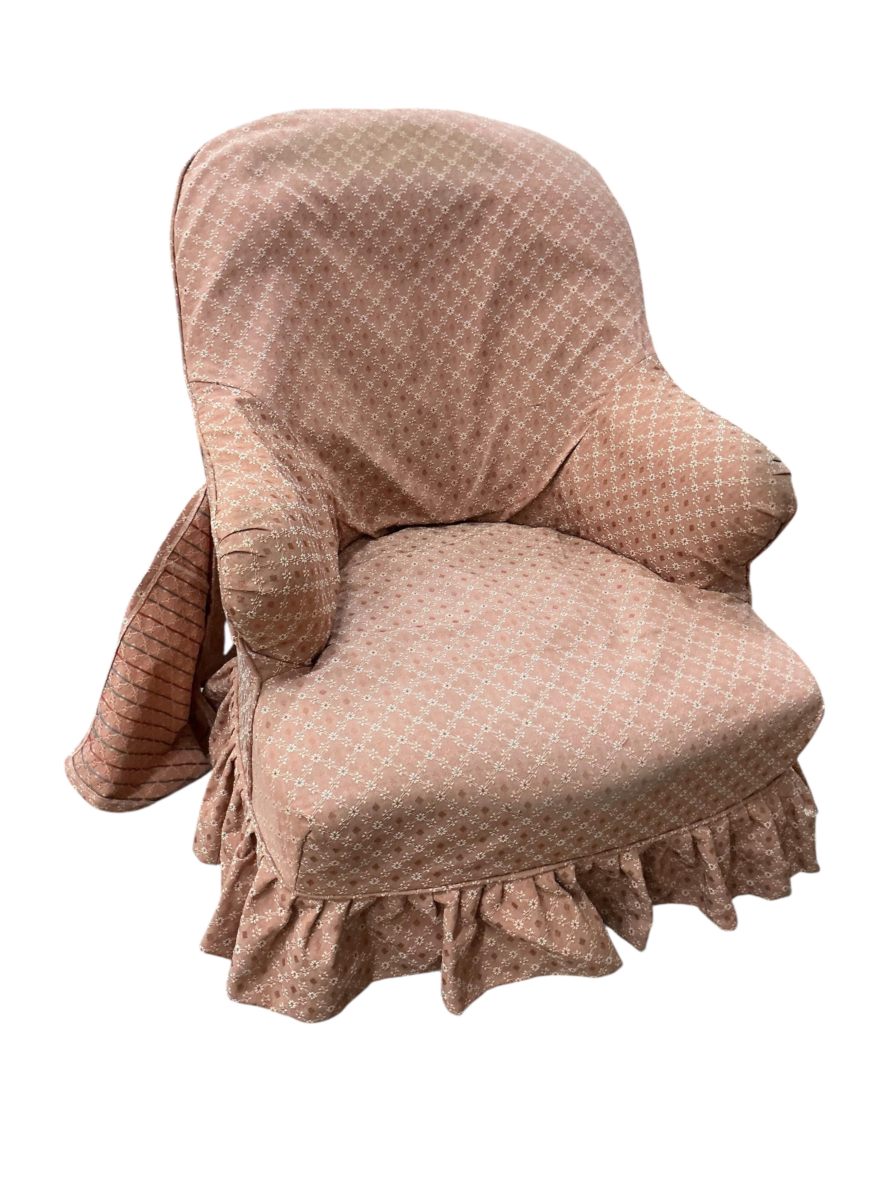 Two Victorian spoon back armchairs, larger width 68cm, height 86cm